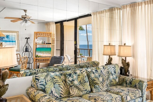 Building Photo - BeachFront Furnished Condo at Sugar Beach Resort, 1 Bed / 1 Bath with Ocean Views!