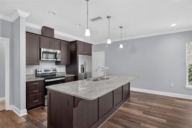 Building Photo - 2839 SW 87th Dr