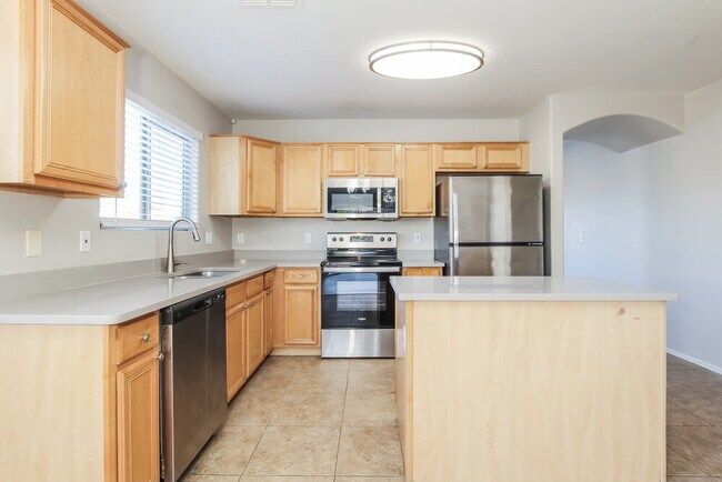 Building Photo - 3626 N 131st Dr