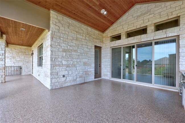 Building Photo - 900 Hawthorne Loop