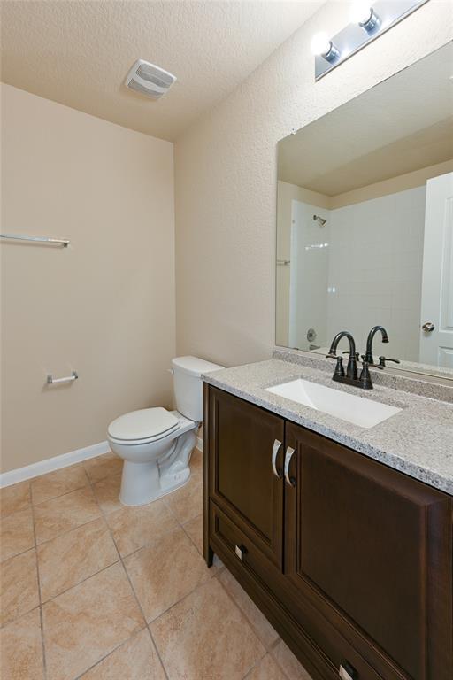 Building Photo - 613 Pinnacle Dr