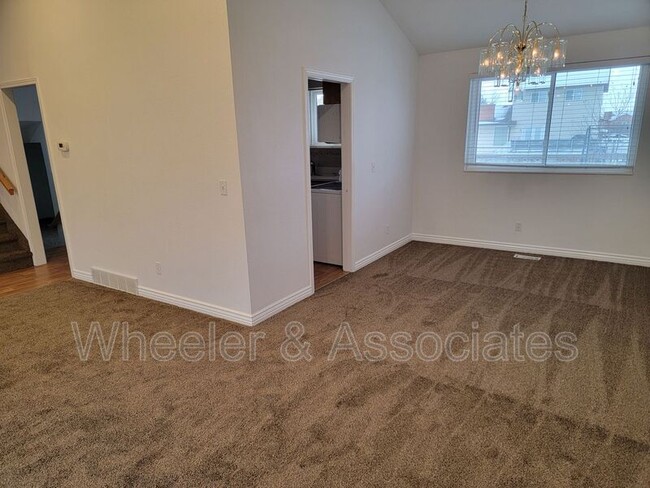 Building Photo - 9218 Alvey Ln