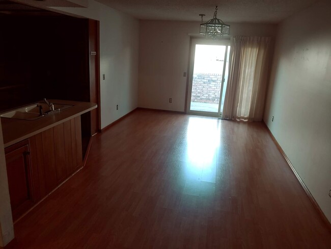 Diningroom - 1718 Lionsgate Cir