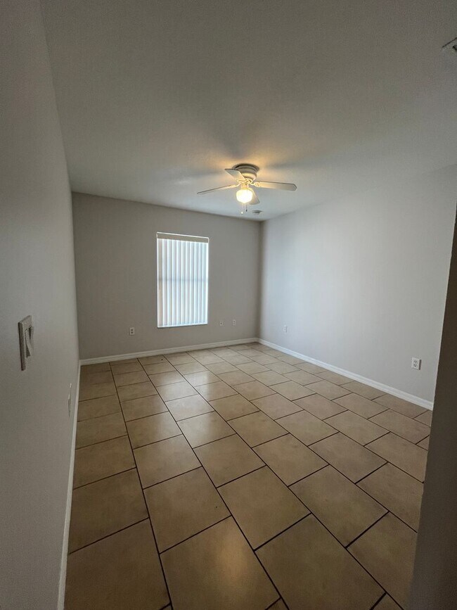 Building Photo - THIS WONT LAST LONG!!!! 3/2 ALL TILE!!!
