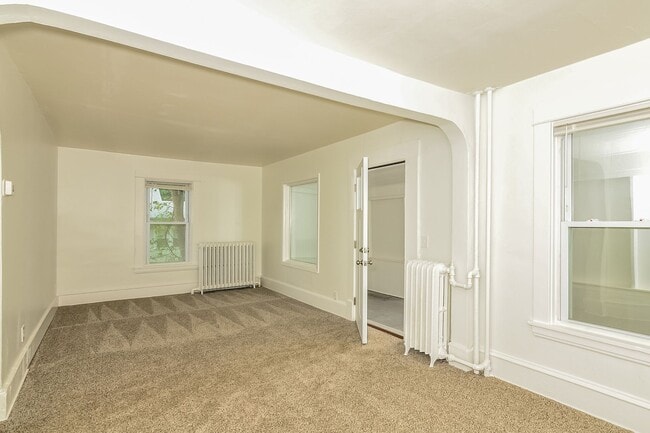 Building Photo - Newly Renovated Single Family Home - GREAT Mpls Location!