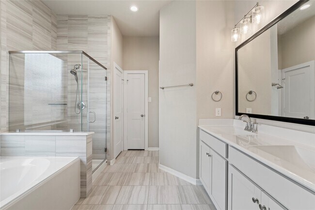 Building Photo - 939 Malibu Shr Ln