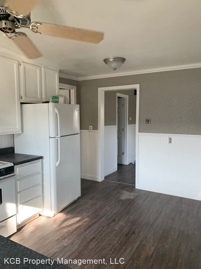 Primary Photo - 3 br, 1 bath House - 511 West Chestnut Street