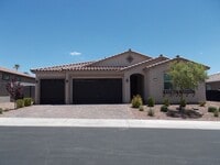 Building Photo - 1401 Cattail Falls St