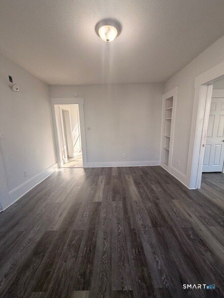 Building Photo - 310 W Division St