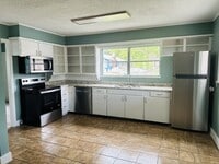 Building Photo - 4307 Lewis Ave