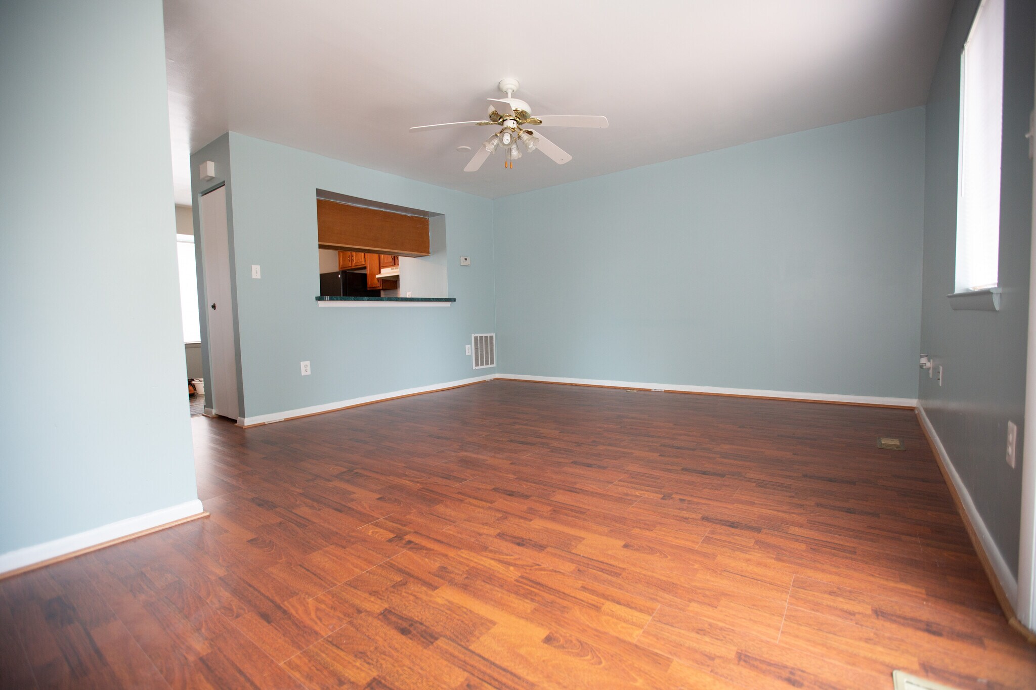 Building Photo - 15 Sugarland Square Ct
