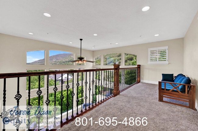 Building Photo - 567 E Greystone Dr