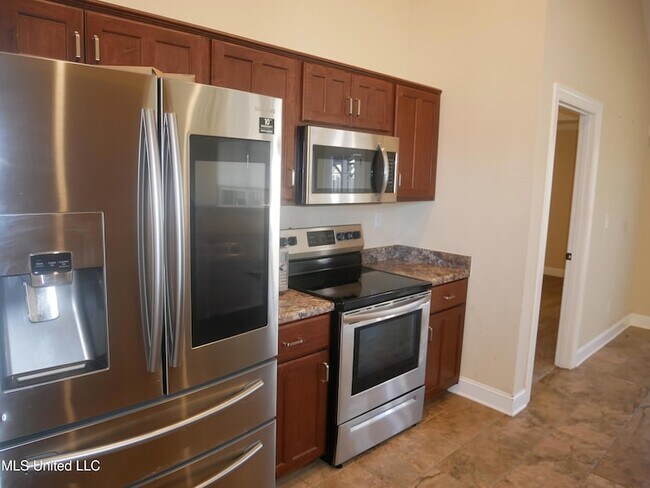 Building Photo - 4579 Spike Ln