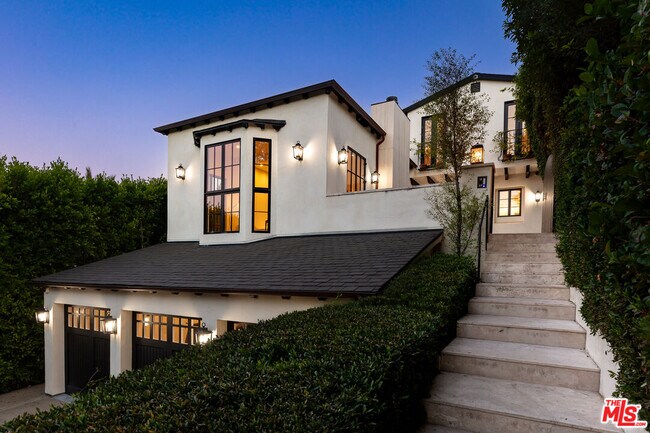 Building Photo - 1001 N Hanover Dr