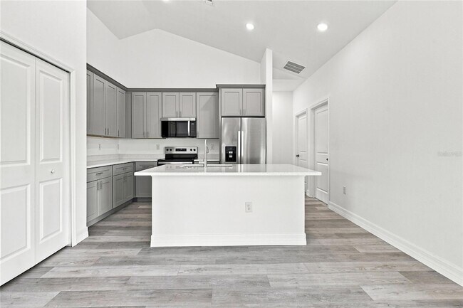 Building Photo - 16337 SW 17th Terr Rd