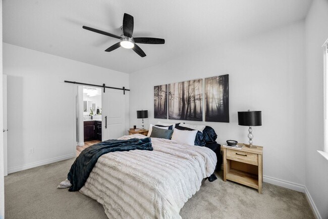 Building Photo - New 3 bedroom/2 bath/3 car garage for Rent