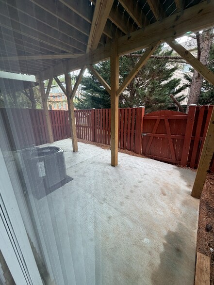 Building Photo - 5447 Serviceberry St