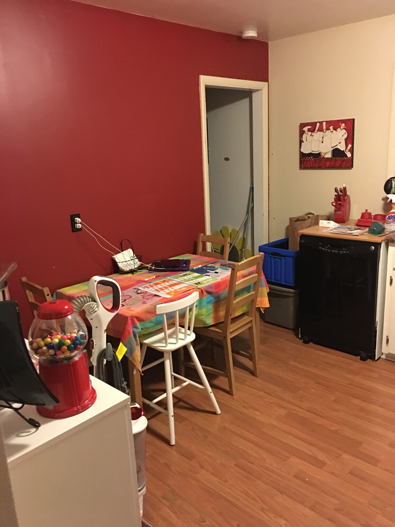 Kitchen - 5810 Wilshire Boulevard