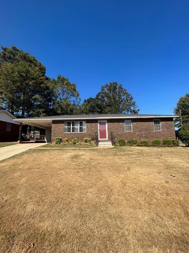 Primary Photo - Updated 3-bedroom, 1.5-bath home