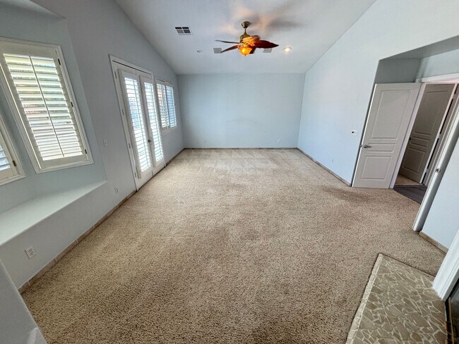 Building Photo - 8207 Vista Colorado St
