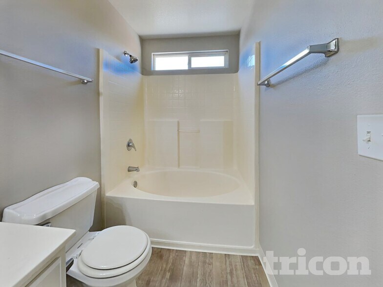 Building Photo - 7369 Dali Ct