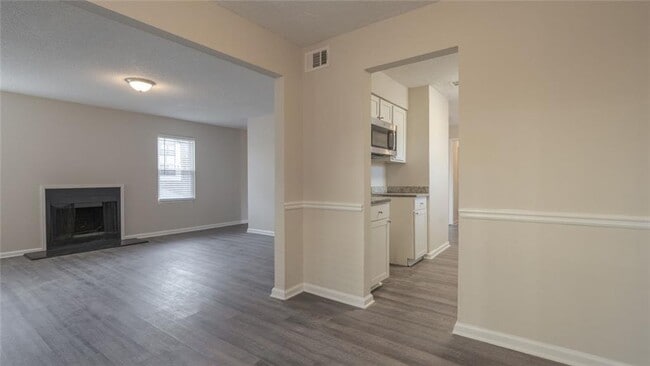 Building Photo - 6218 Creekford Ln