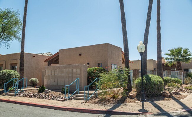 Building Photo - 3742 N Bay Horse Loop