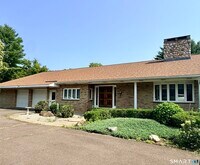 Building Photo - 307 N Rd