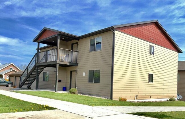 Building Photo - 1240 Laurel St