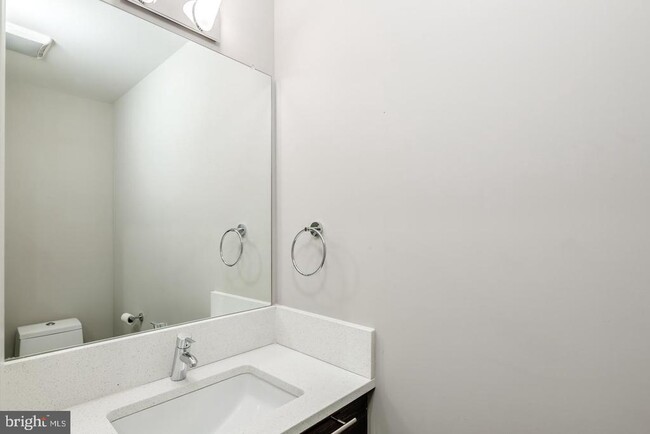 Building Photo - 820-24 N 3rd St
