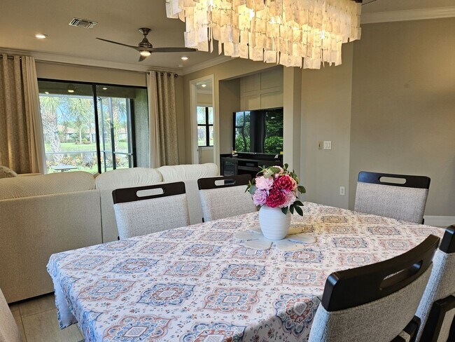 Building Photo - Stunning Model Home – 2 Bedrooms plus Den,...