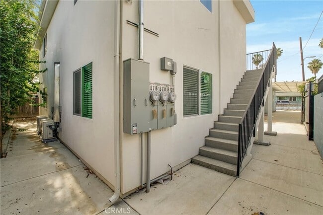 Building Photo - 16118 Haynes St