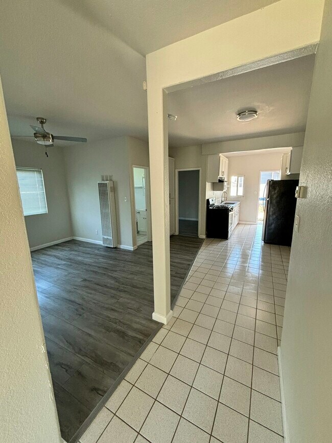 Building Photo - 13423 Olive Dr