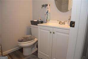 Building Photo - 8712 Lake Dr SW