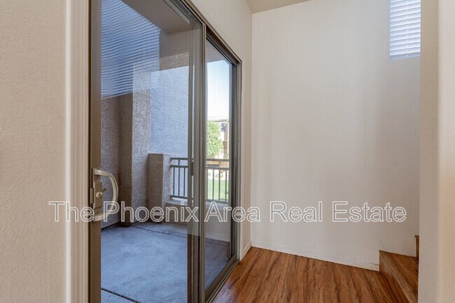 Building Photo - 2401 E Rio Salado Pkwy