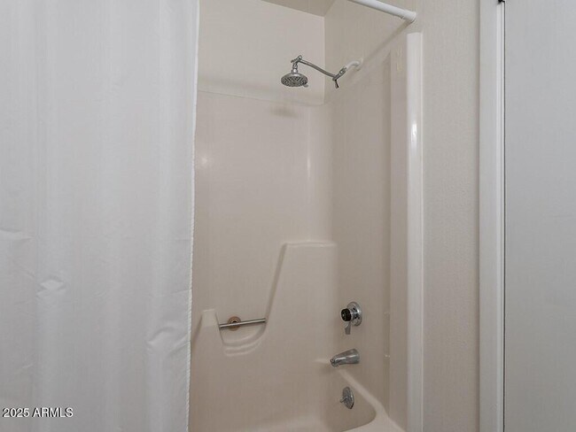 Building Photo - 5817 S Siesta Ln