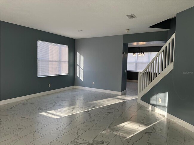 Building Photo - 545 1st Cape Coral Dr
