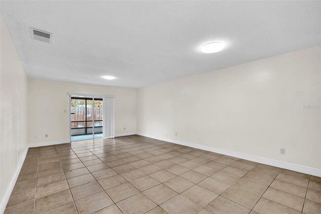 Building Photo - 5322 Jade St