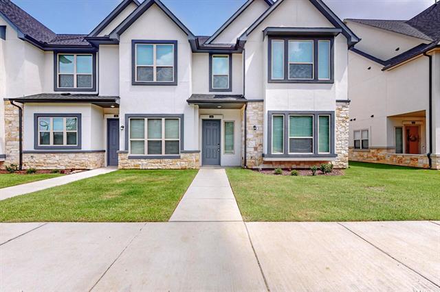 Primary Photo - 376 Buck Ridge Dr