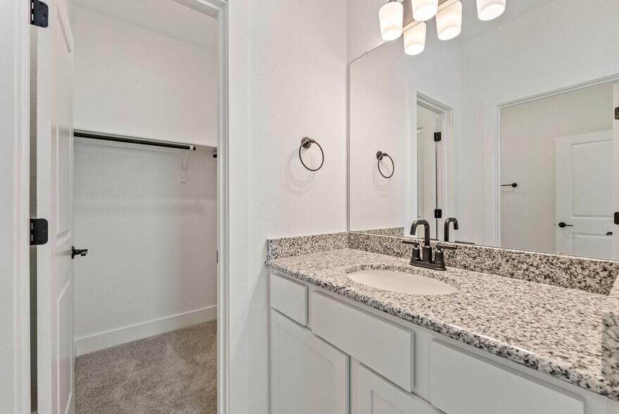 Building Photo - 2532 Chiavari Wy
