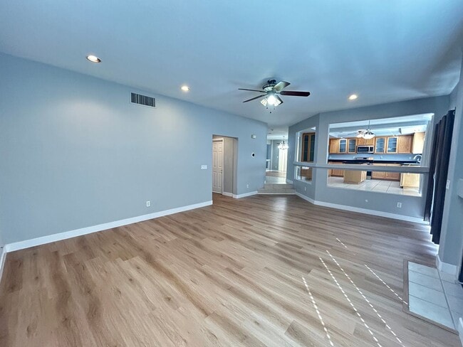 Building Photo - 5-Bedroom Silverado Ranch Home with Pool!