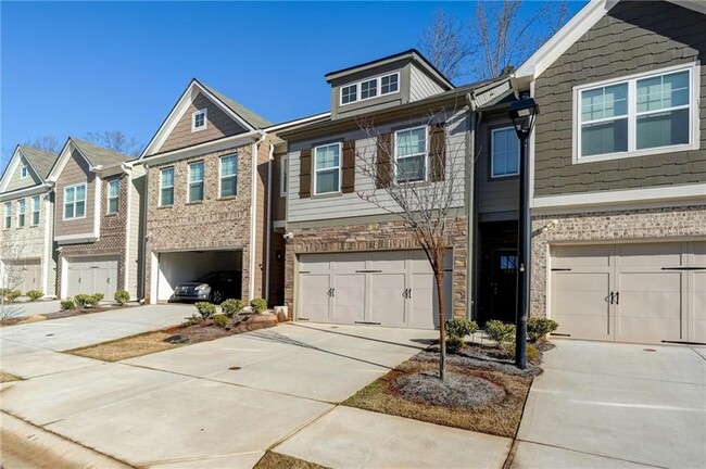 Building Photo - 5350 Brooklands Dr