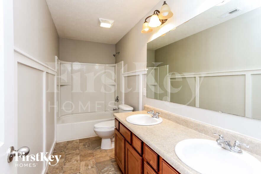 Building Photo - 3350 Firethorn Drive