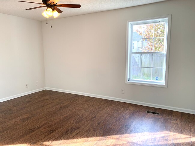 Building Photo - 402 Jack Miller Blvd