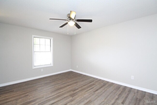 Building Photo - 7649 Old Hickory Dr