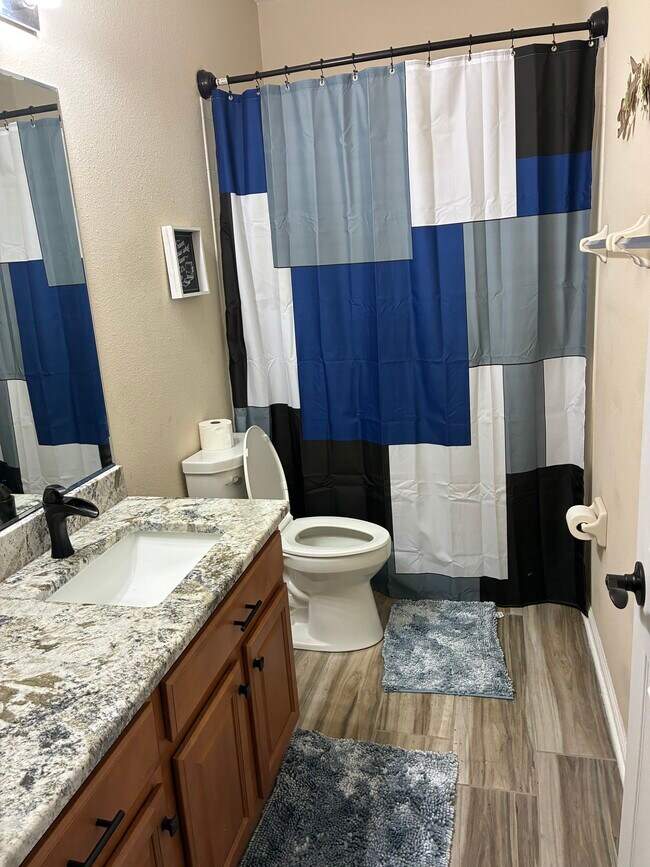 Building Photo - 3089 Williamsburg Ct