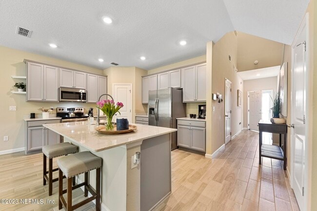Building Photo - 12734 Josslyn Ln