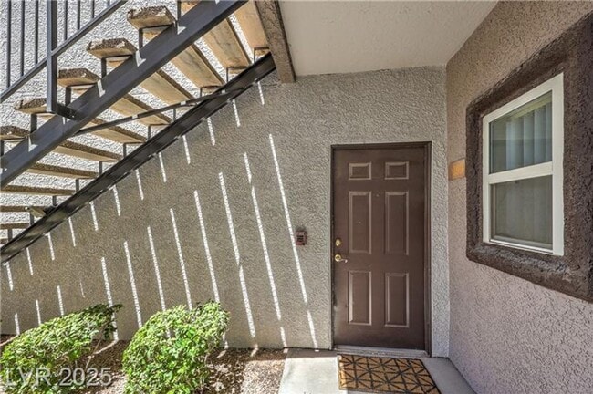 Building Photo - Las Vegas Condo For Rent