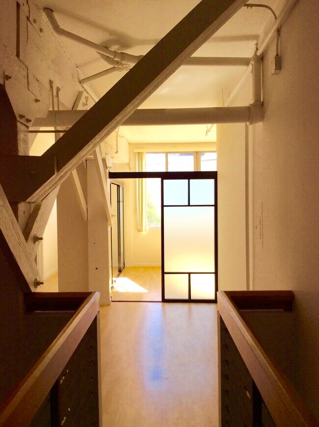 Building Photo - 601 Minnesota St