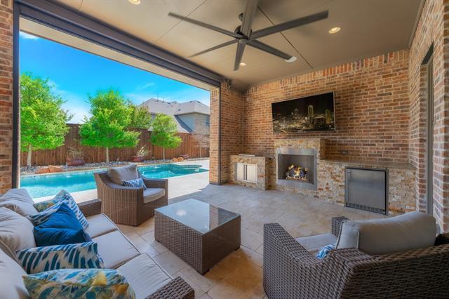 Building Photo - 640 Creekway Dr